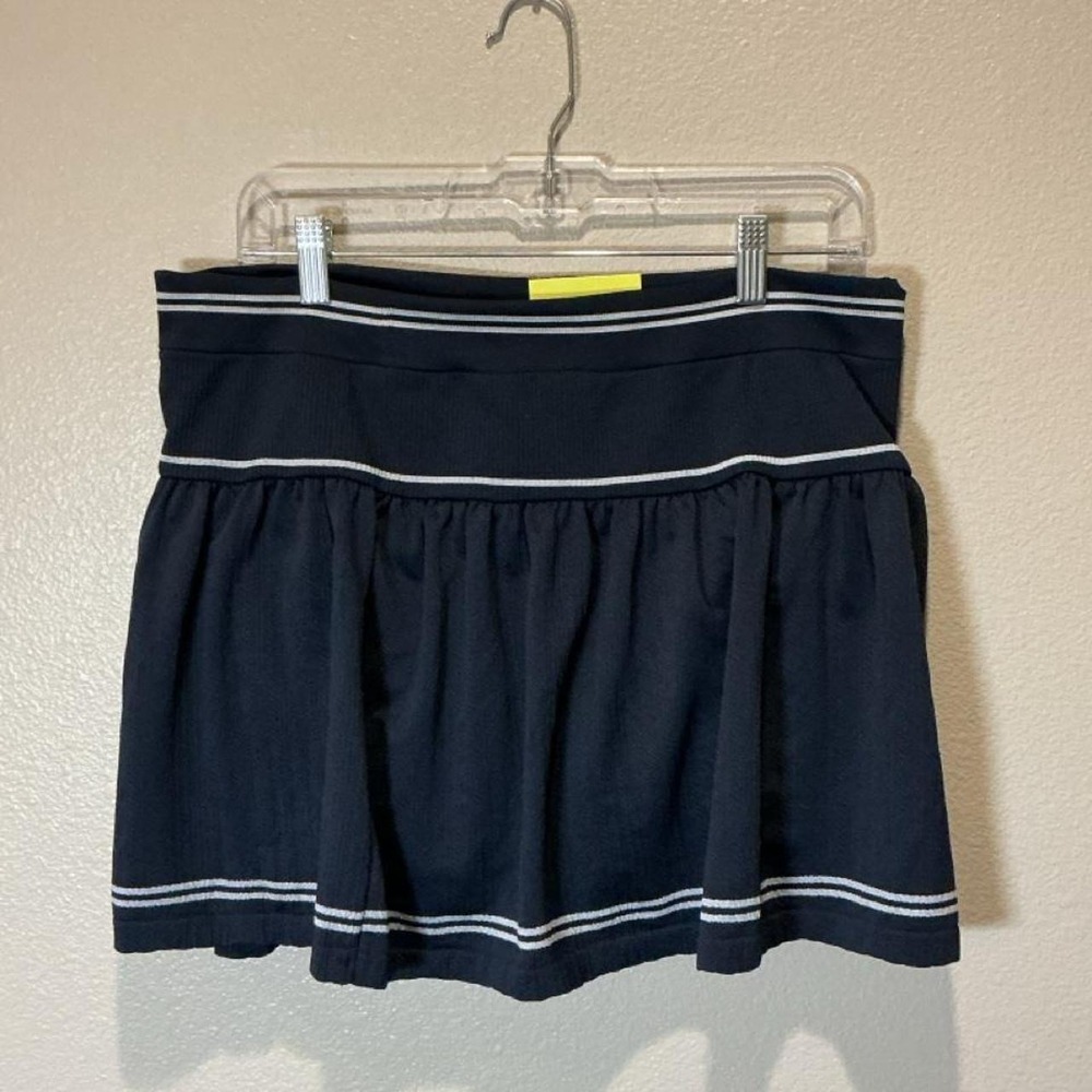 Navy blue All in Motion Skort with white stripes, size XL